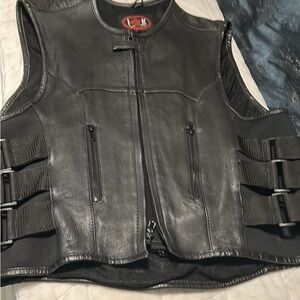 Black Leather Motorcycle Vest - Men